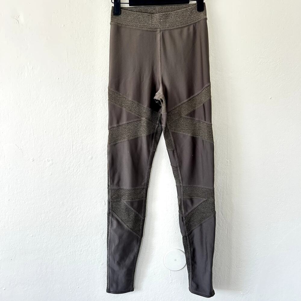 ALO Criss Cross leggings